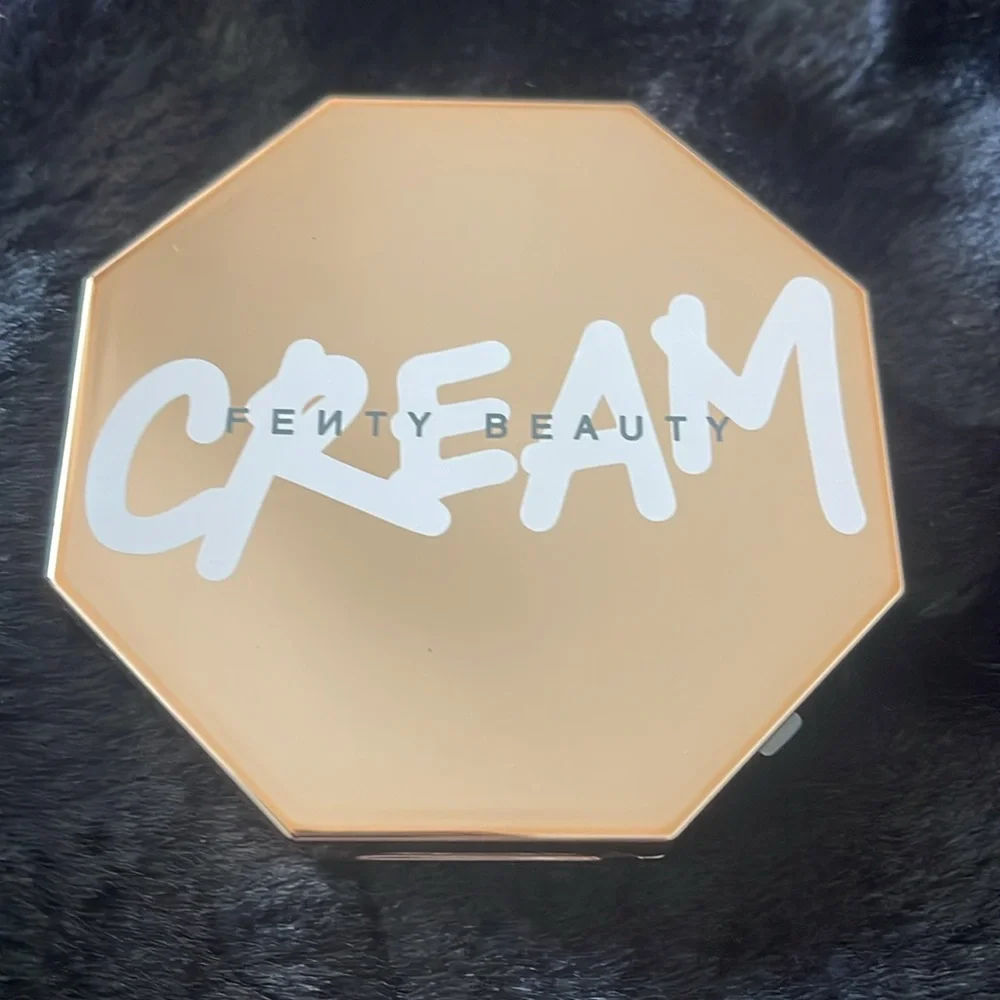 Fenty Chocolate 06 Cheeks Out Freestyle Cream Bronzer